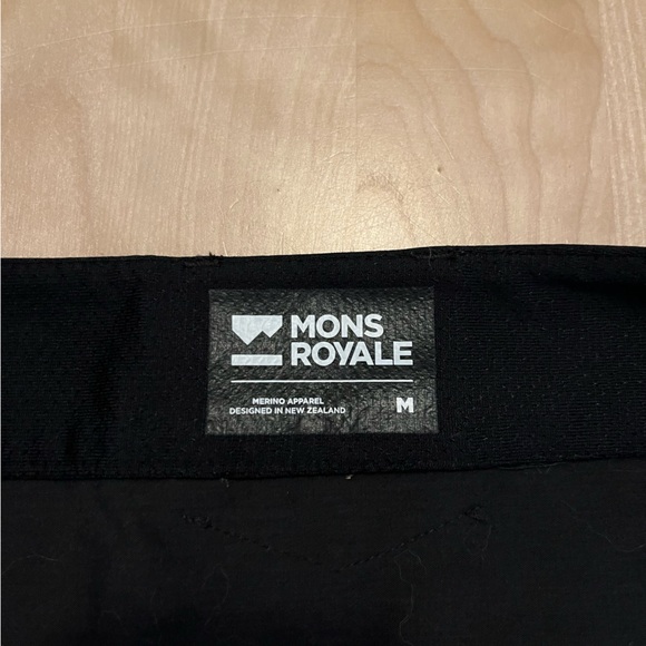 Mons royale drift shorts black medium - Picture 6 of 7